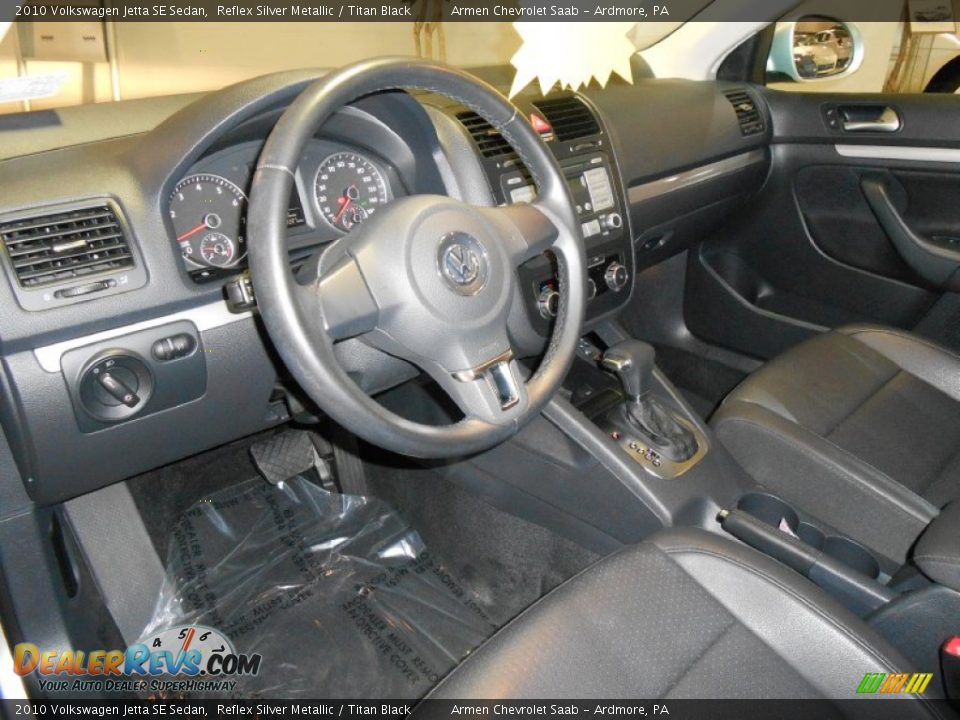 2010 Volkswagen Jetta SE Sedan Reflex Silver Metallic / Titan Black Photo #9