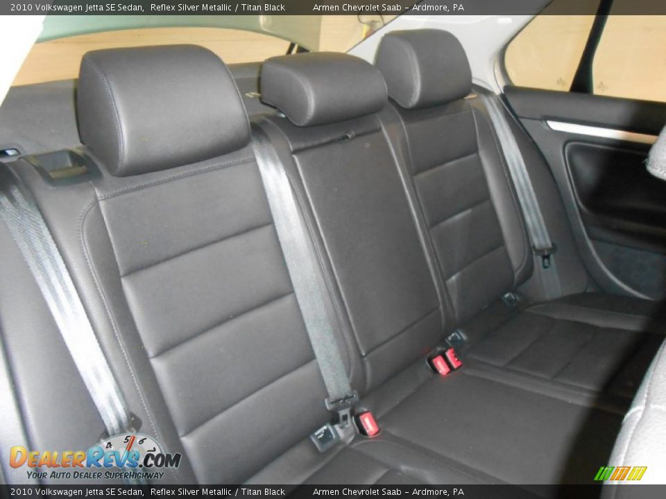 2010 Volkswagen Jetta SE Sedan Reflex Silver Metallic / Titan Black Photo #15