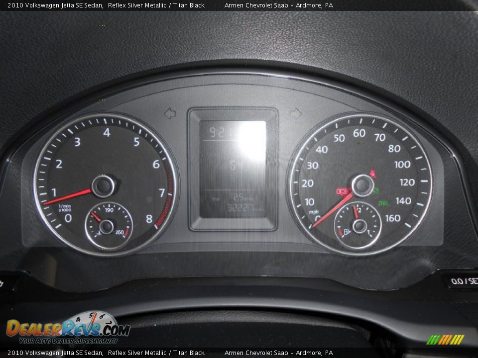 2010 Volkswagen Jetta SE Sedan Reflex Silver Metallic / Titan Black Photo #25