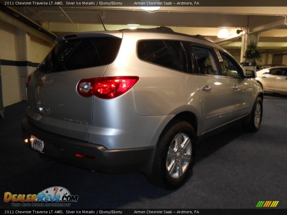 2011 Chevrolet Traverse LT AWD Silver Ice Metallic / Ebony/Ebony Photo #5