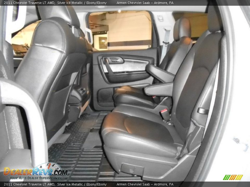 2011 Chevrolet Traverse LT AWD Silver Ice Metallic / Ebony/Ebony Photo #17