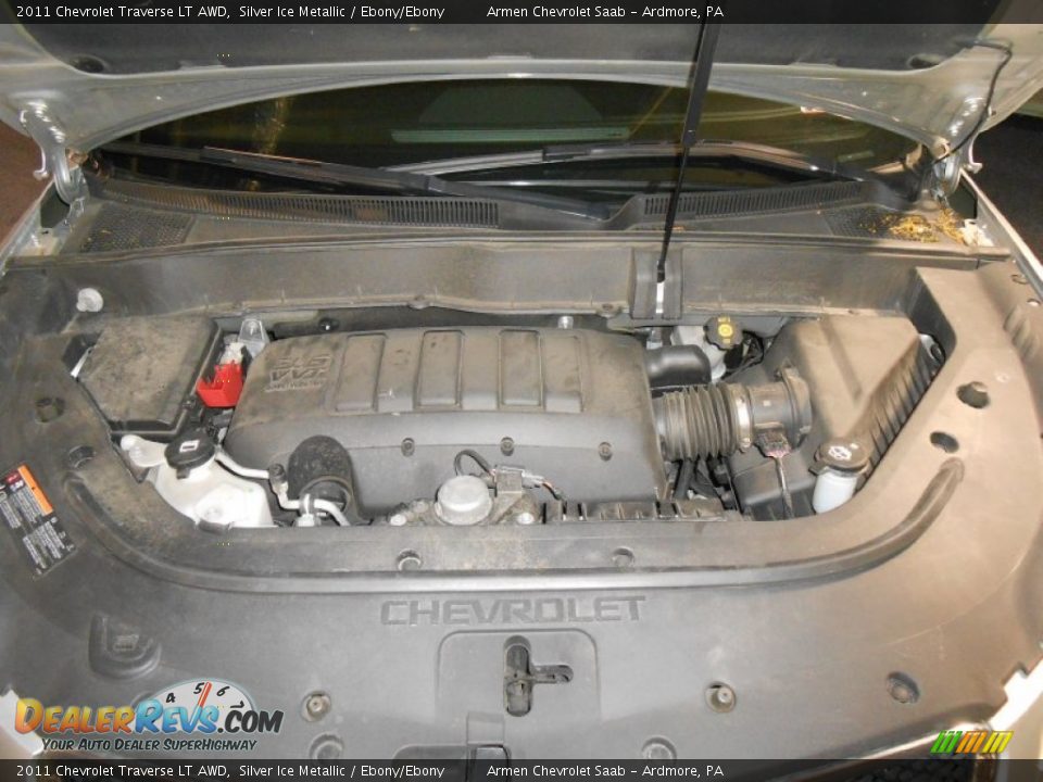2011 Chevrolet Traverse LT AWD Silver Ice Metallic / Ebony/Ebony Photo #20