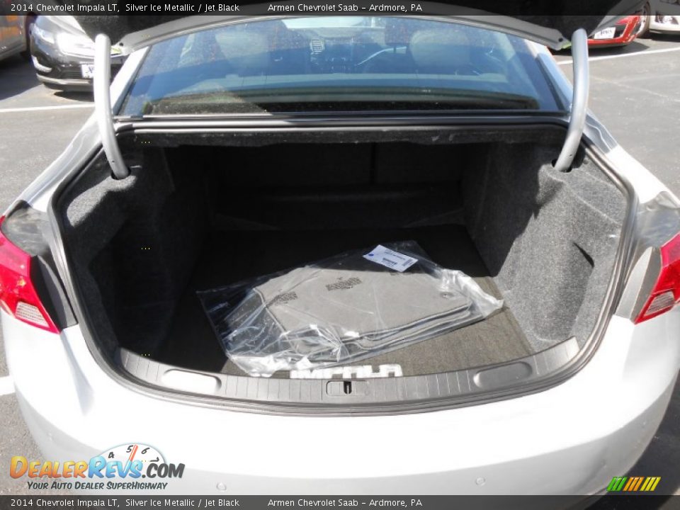 2014 Chevrolet Impala LT Trunk Photo #9