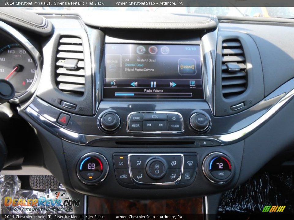 Controls of 2014 Chevrolet Impala LT Photo #12