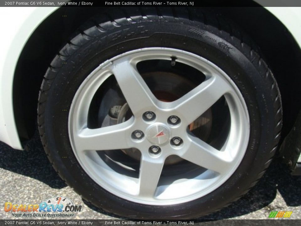 2007 Pontiac G6 V6 Sedan Ivory White / Ebony Photo #3