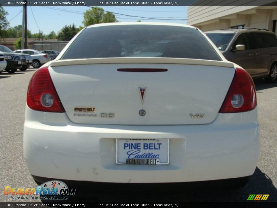 2007 Pontiac G6 V6 Sedan Ivory White / Ebony Photo #6