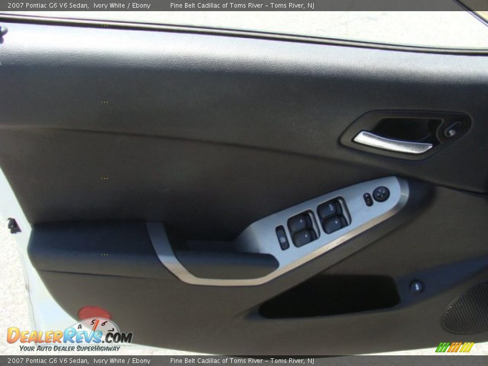 2007 Pontiac G6 V6 Sedan Ivory White / Ebony Photo #8