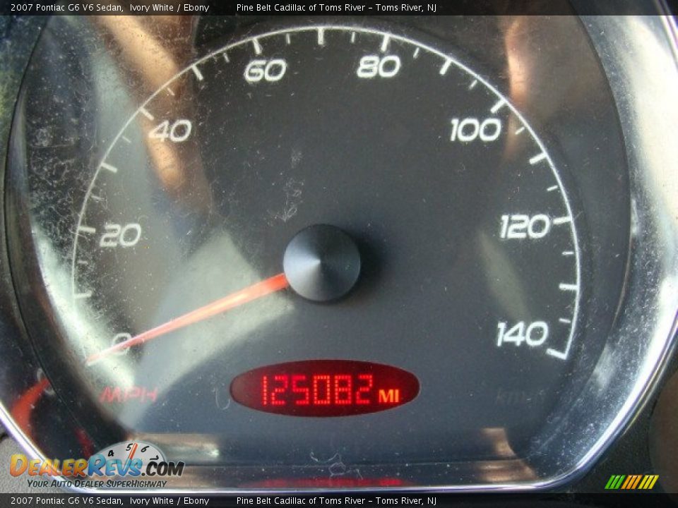 2007 Pontiac G6 V6 Sedan Ivory White / Ebony Photo #16