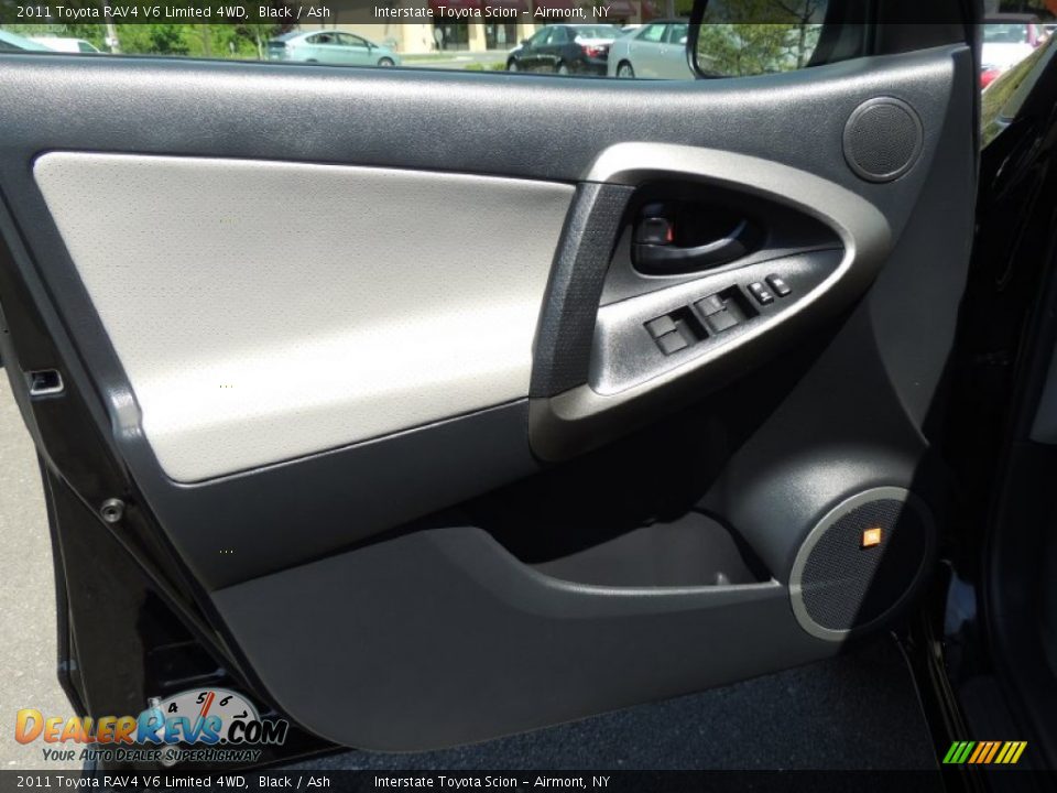 2011 Toyota RAV4 V6 Limited 4WD Black / Ash Photo #7