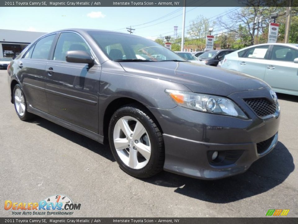 2011 Toyota Camry SE Magnetic Gray Metallic / Ash Photo #3