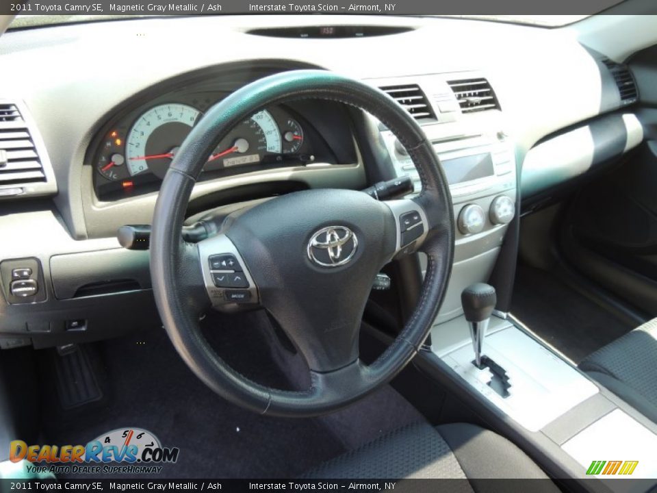 2011 Toyota Camry SE Magnetic Gray Metallic / Ash Photo #9