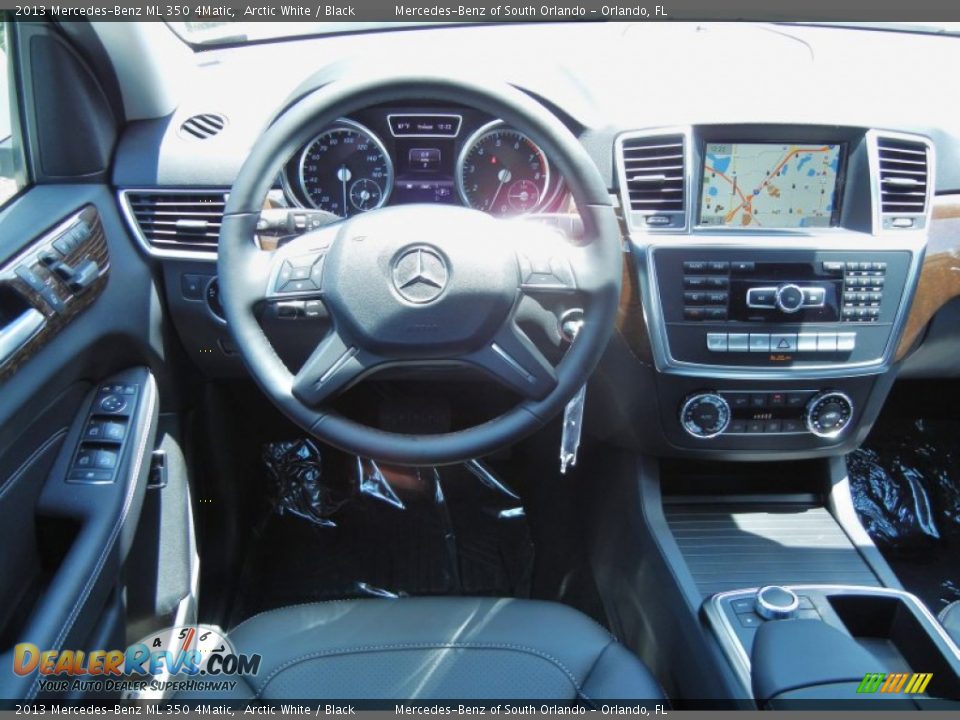 2013 Mercedes-Benz ML 350 4Matic Arctic White / Black Photo #9