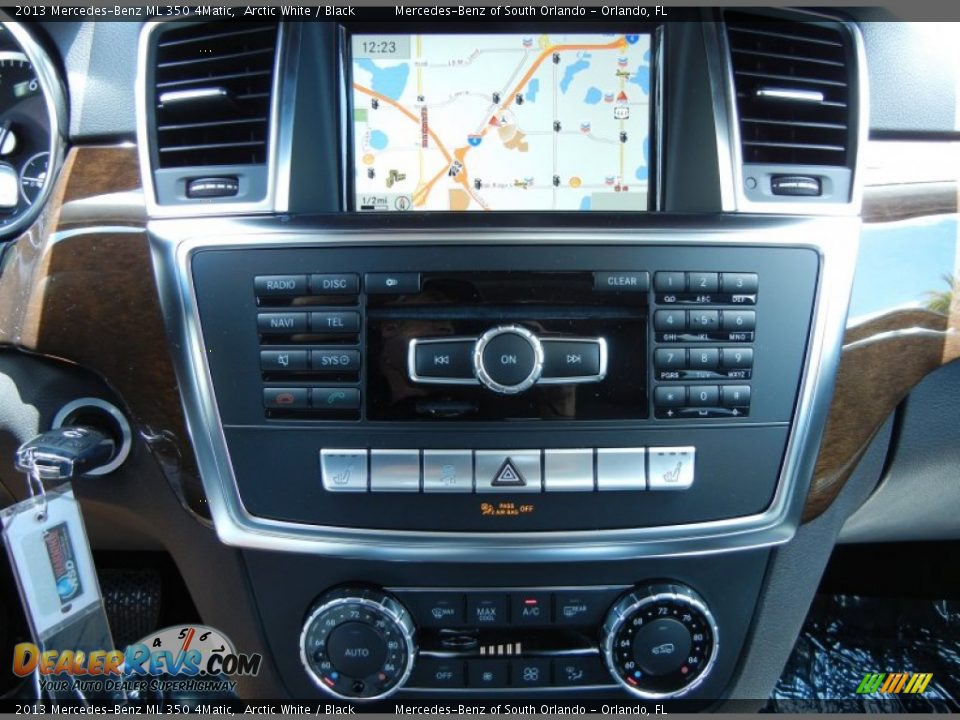 2013 Mercedes-Benz ML 350 4Matic Arctic White / Black Photo #10