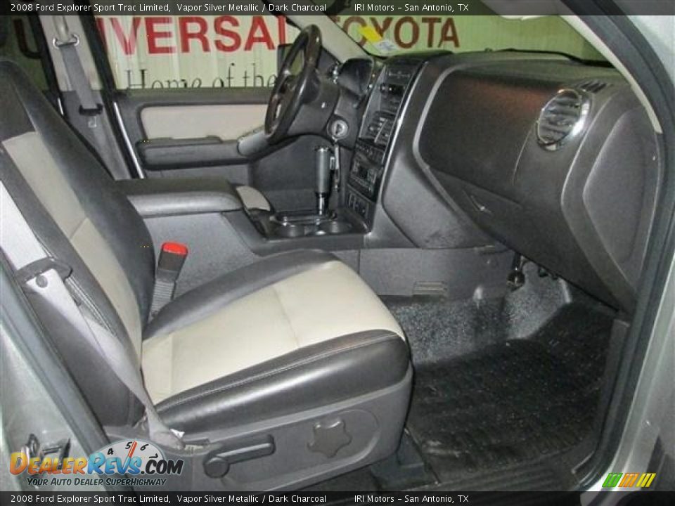 2008 Ford Explorer Sport Trac Limited Vapor Silver Metallic / Dark Charcoal Photo #17