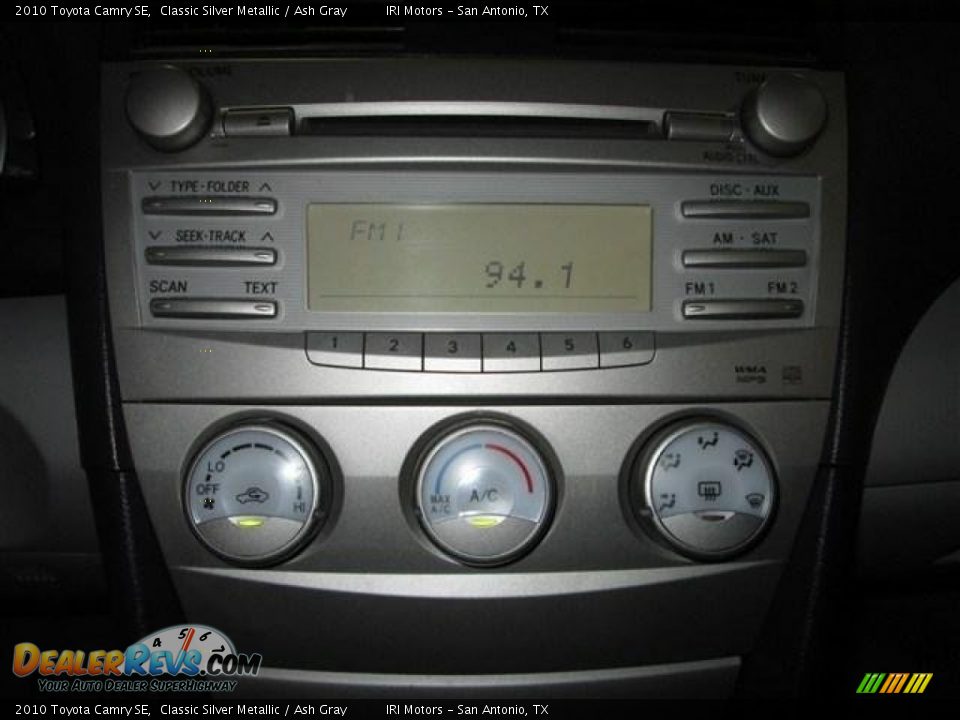 2010 Toyota Camry SE Classic Silver Metallic / Ash Gray Photo #14