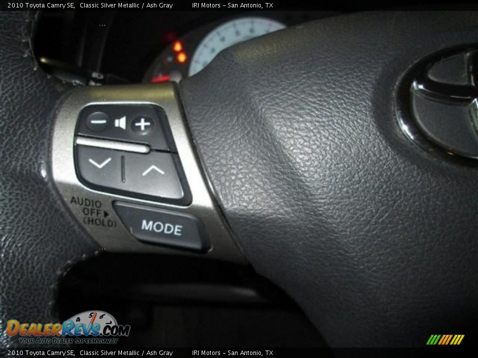 2010 Toyota Camry SE Classic Silver Metallic / Ash Gray Photo #15