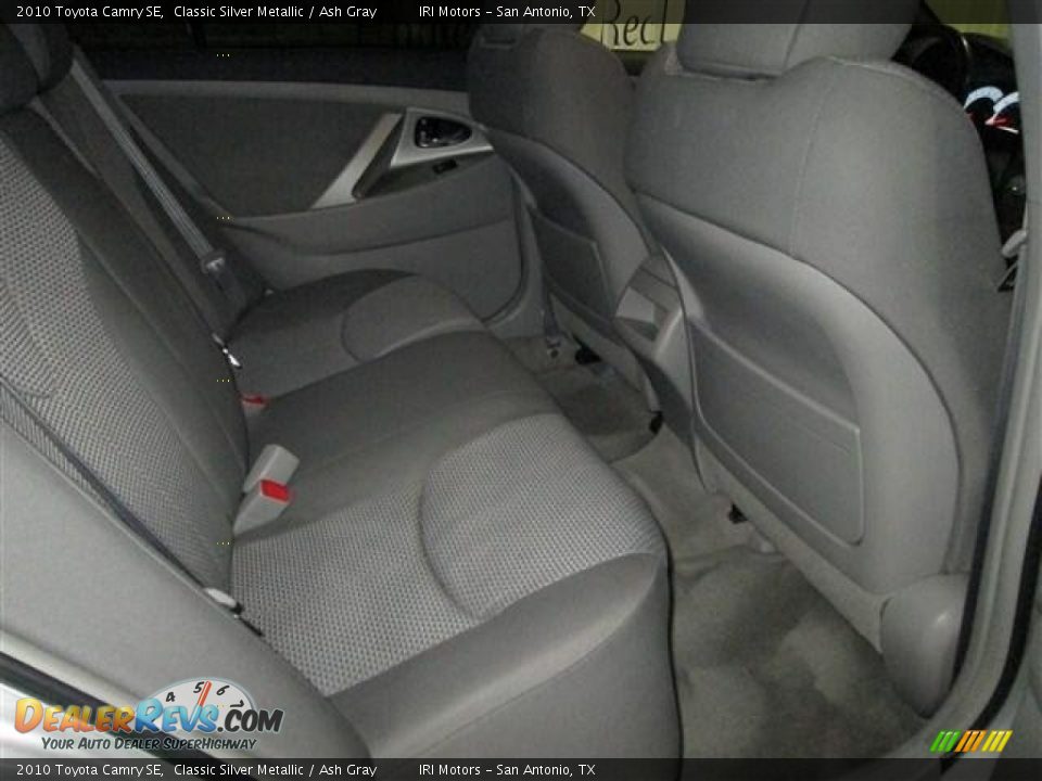 2010 Toyota Camry SE Classic Silver Metallic / Ash Gray Photo #19
