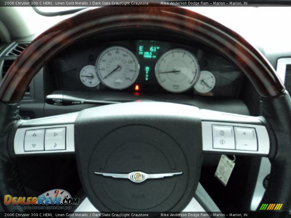 2006 Chrysler 300 C HEMI Linen Gold Metallic / Dark Slate Gray/Light Graystone Photo #7
