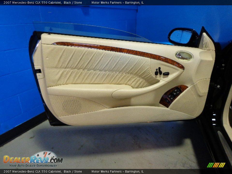 2007 Mercedes-Benz CLK 550 Cabriolet Black / Stone Photo #25