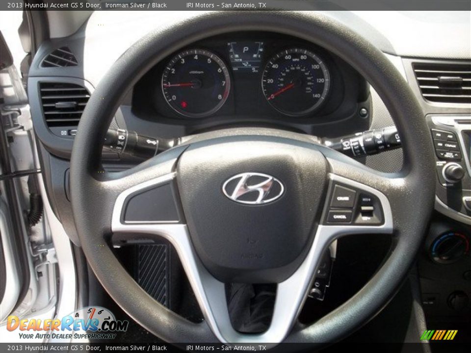 2013 Hyundai Accent GS 5 Door Ironman Silver / Black Photo #7