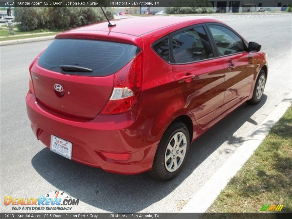 2013 Hyundai Accent GS 5 Door Boston Red / Gray Photo #4