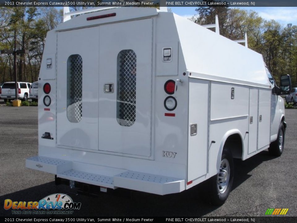 2013 Chevrolet Express Cutaway 3500 Utility Van Summit White / Medium Pewter Photo #4