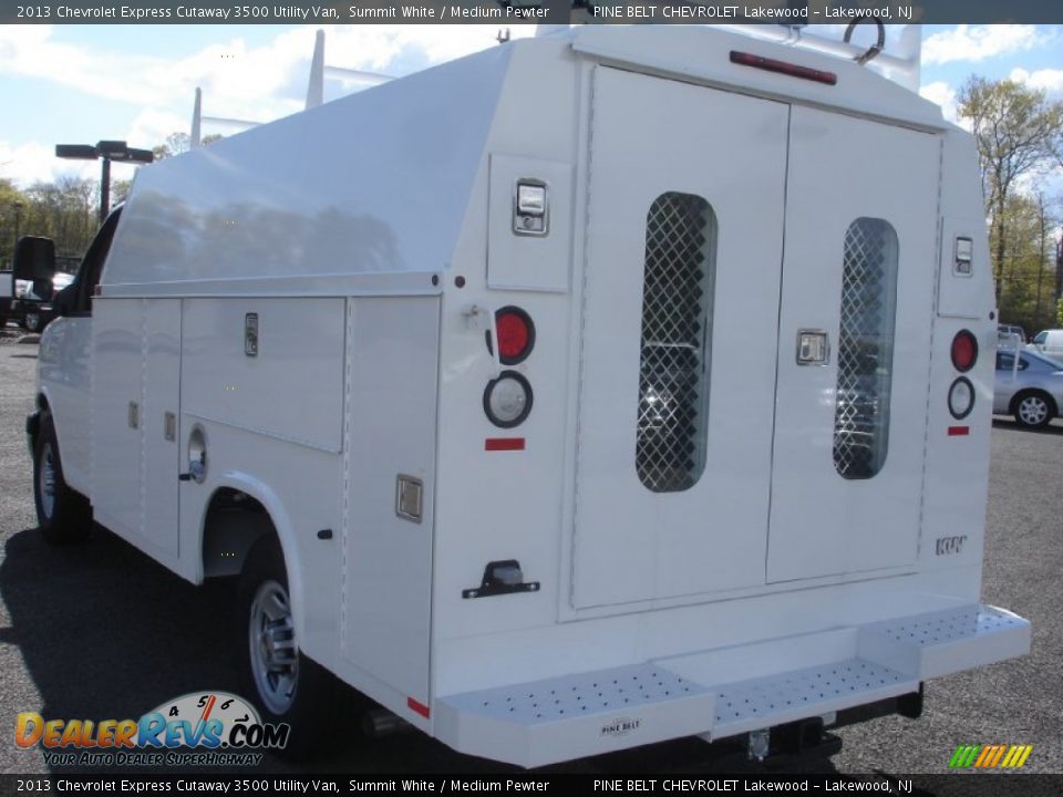 2013 Chevrolet Express Cutaway 3500 Utility Van Summit White / Medium Pewter Photo #6