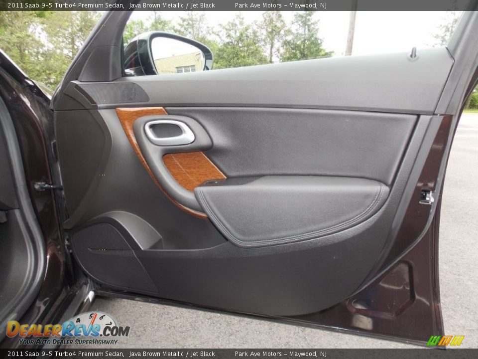 Door Panel of 2011 Saab 9-5 Turbo4 Premium Sedan Photo #24