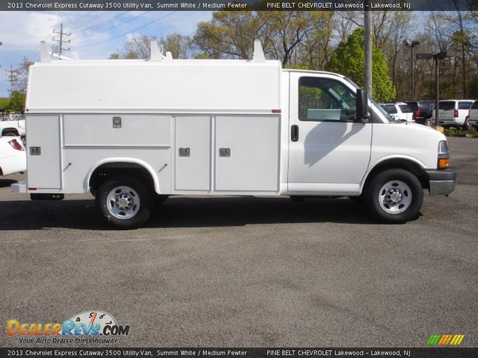 2013 Chevrolet Express Cutaway 3500 Utility Van Summit White / Medium Pewter Photo #7