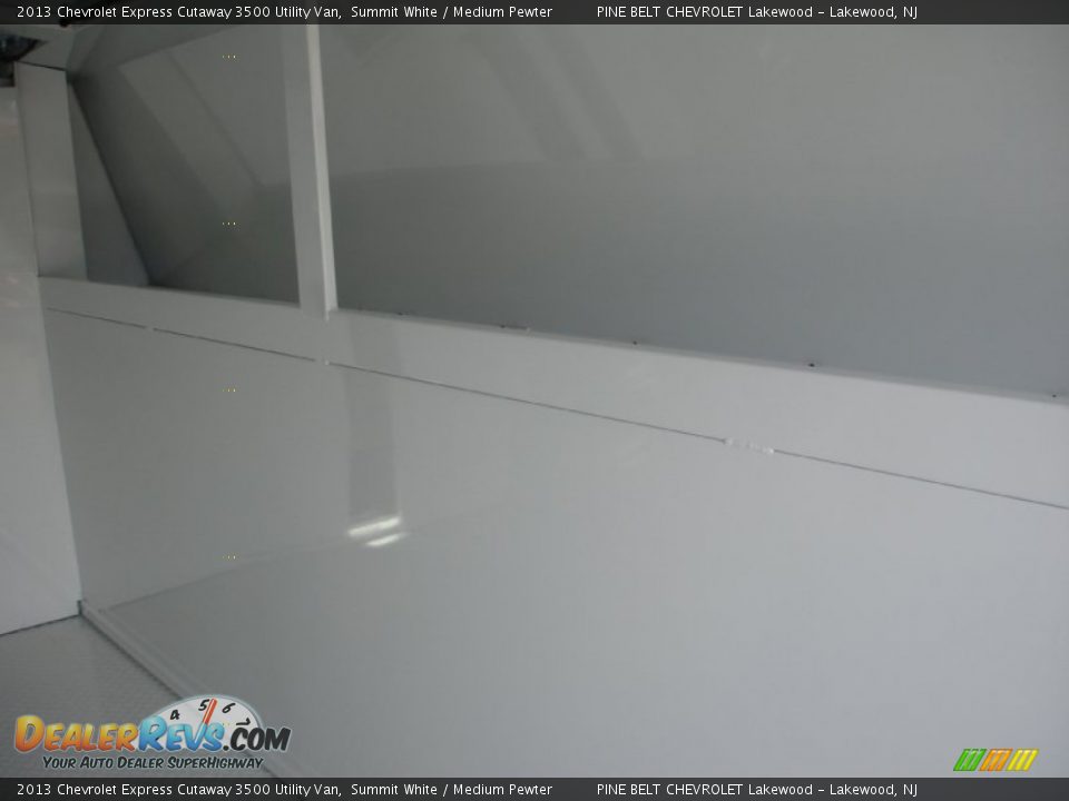 2013 Chevrolet Express Cutaway 3500 Utility Van Summit White / Medium Pewter Photo #12