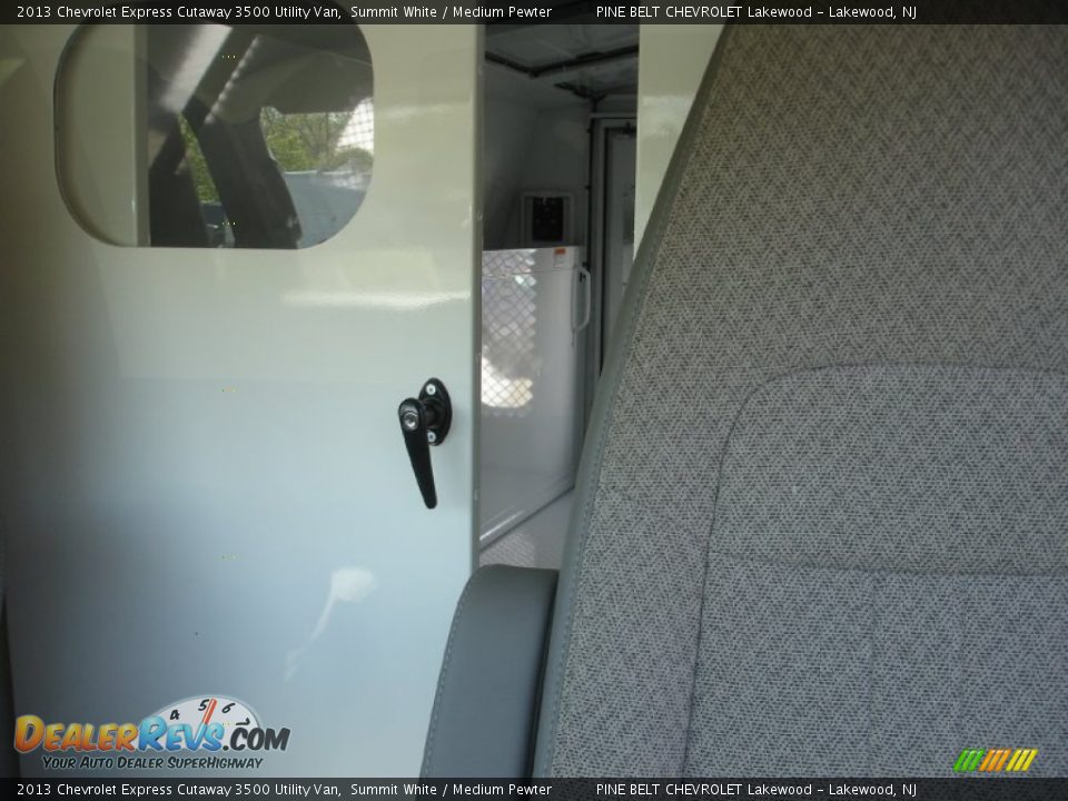 2013 Chevrolet Express Cutaway 3500 Utility Van Summit White / Medium Pewter Photo #16