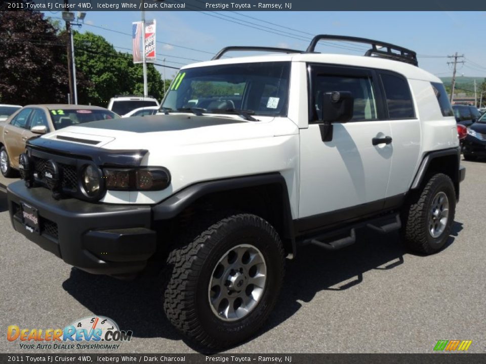 2011 Toyota FJ Cruiser 4WD Iceberg White / Dark Charcoal Photo #3