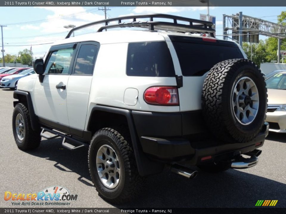 2011 Toyota FJ Cruiser 4WD Iceberg White / Dark Charcoal Photo #4
