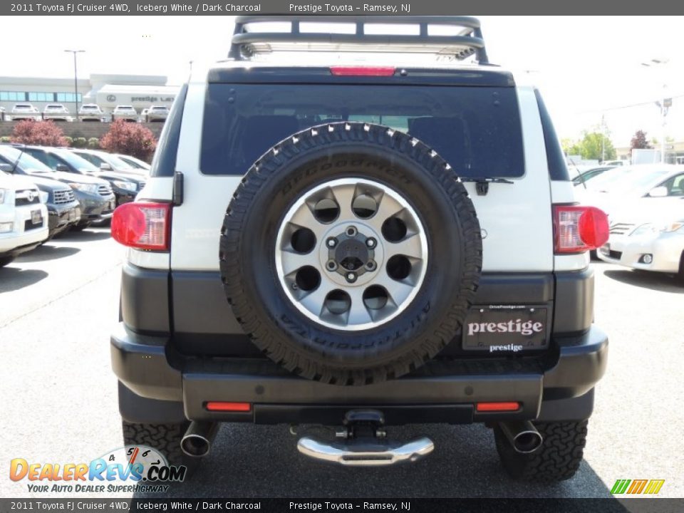 2011 Toyota FJ Cruiser 4WD Iceberg White / Dark Charcoal Photo #5