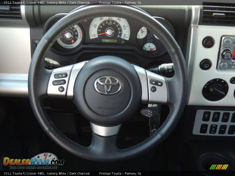 2011 Toyota FJ Cruiser 4WD Iceberg White / Dark Charcoal Photo #9