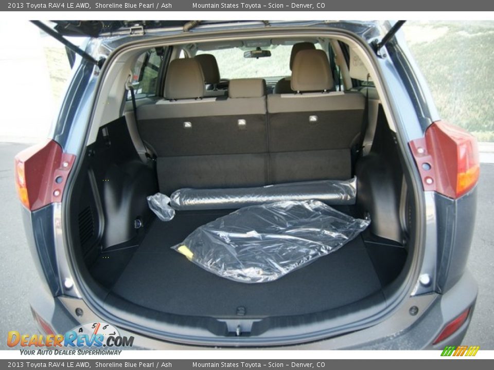 2013 Toyota RAV4 LE AWD Shoreline Blue Pearl / Ash Photo #8