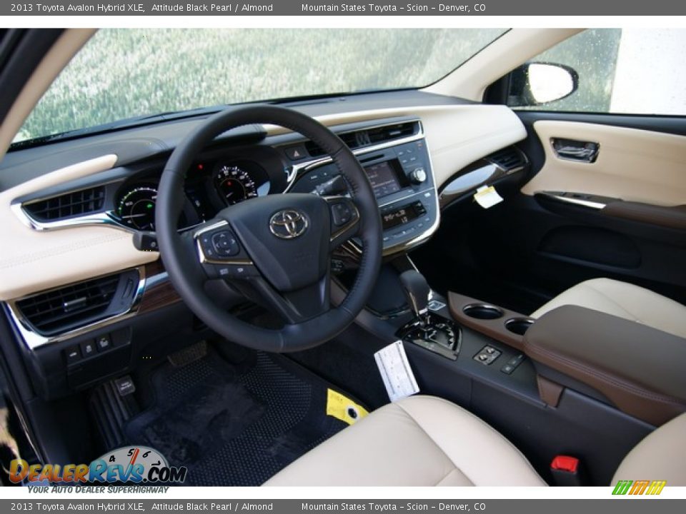 2013 Toyota Avalon Hybrid XLE Attitude Black Pearl / Almond Photo #5