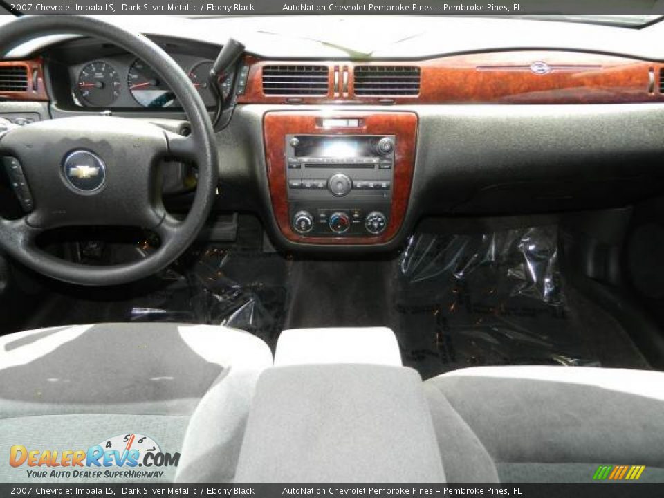 2007 Chevrolet Impala LS Dark Silver Metallic / Ebony Black Photo #10