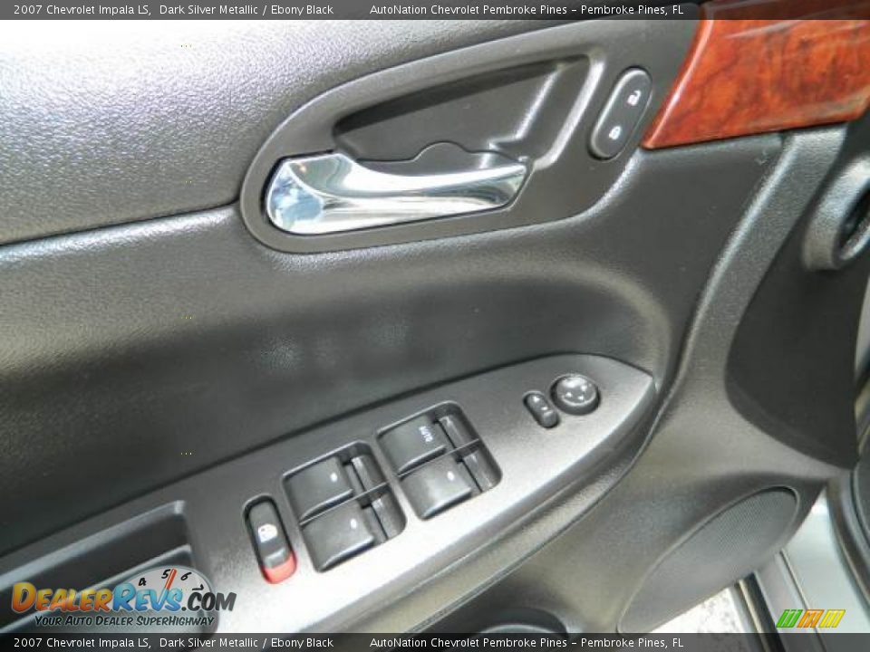 2007 Chevrolet Impala LS Dark Silver Metallic / Ebony Black Photo #16