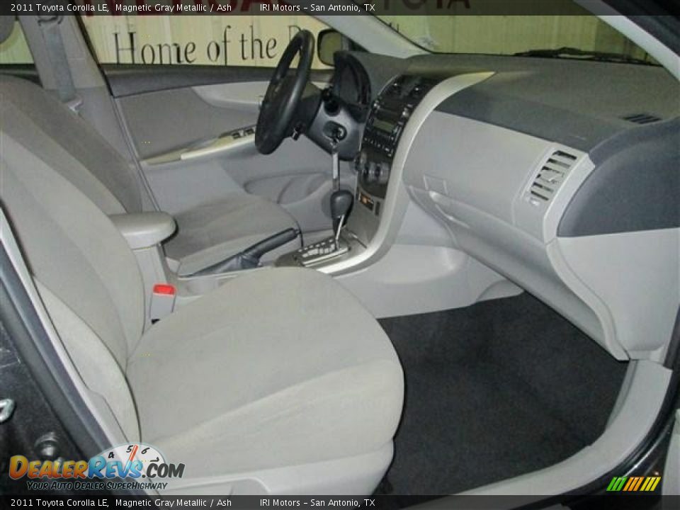 2011 Toyota Corolla LE Magnetic Gray Metallic / Ash Photo #16