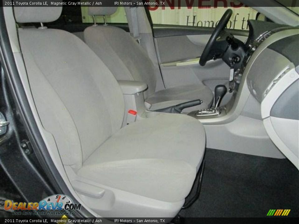 2011 Toyota Corolla LE Magnetic Gray Metallic / Ash Photo #17