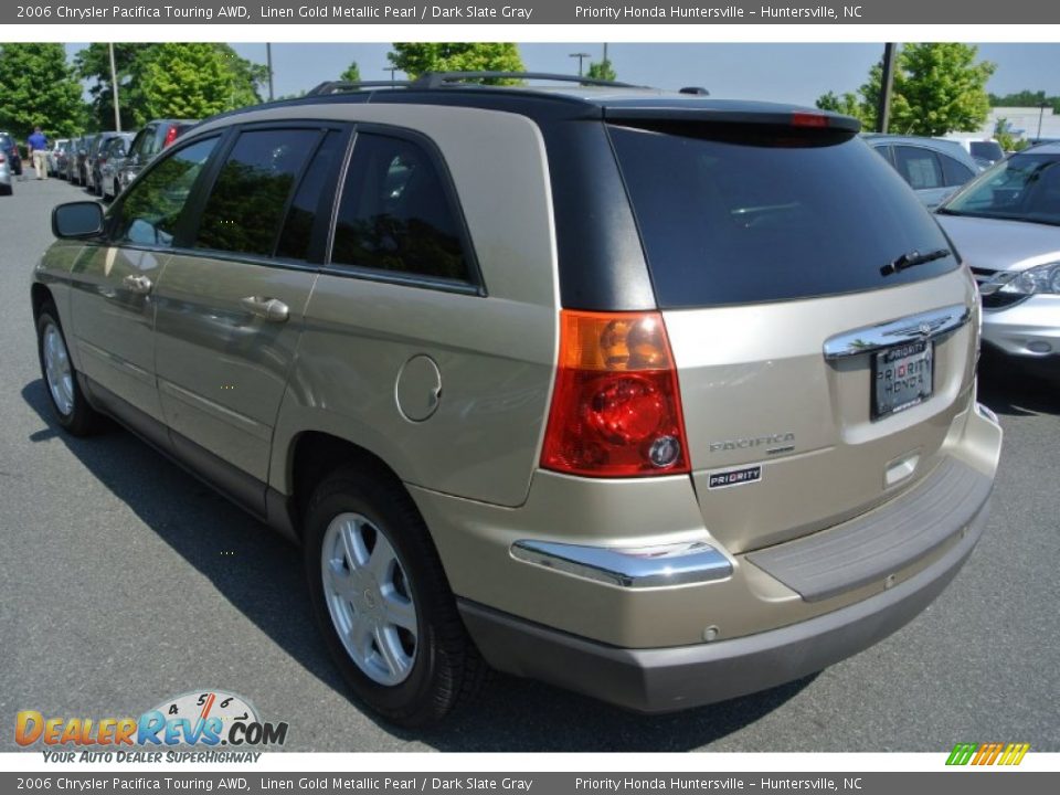2006 Chrysler Pacifica Touring AWD Linen Gold Metallic Pearl / Dark Slate Gray Photo #4