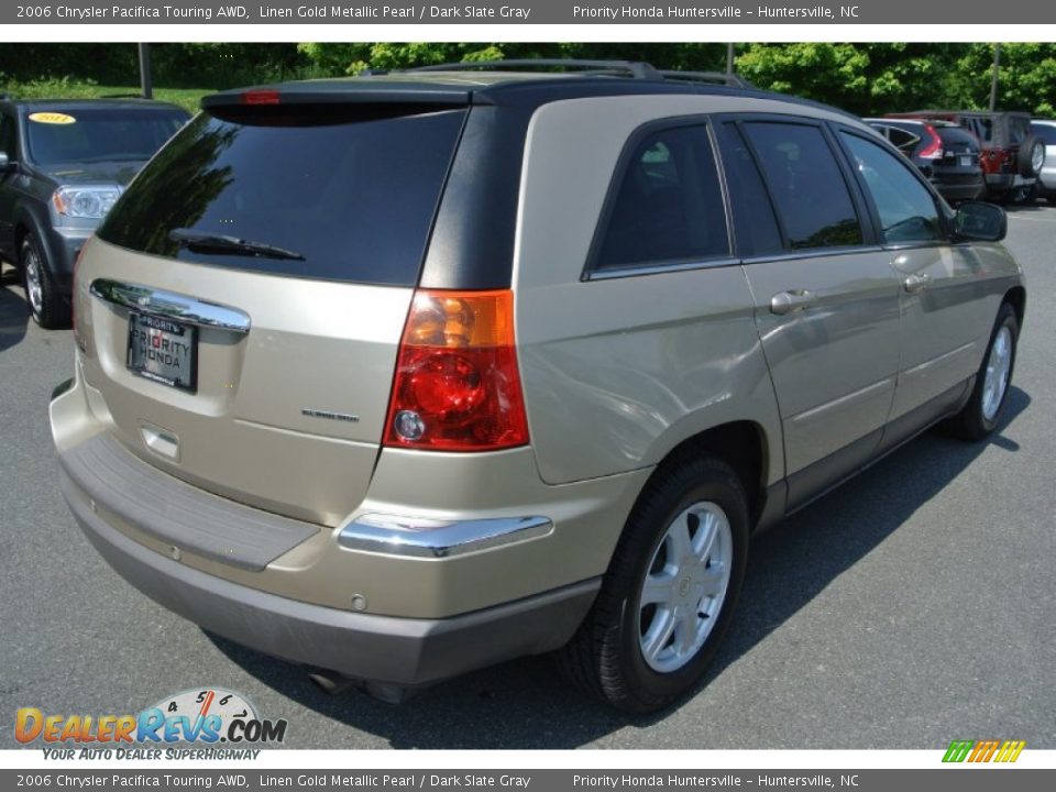 2006 Chrysler Pacifica Touring AWD Linen Gold Metallic Pearl / Dark Slate Gray Photo #5