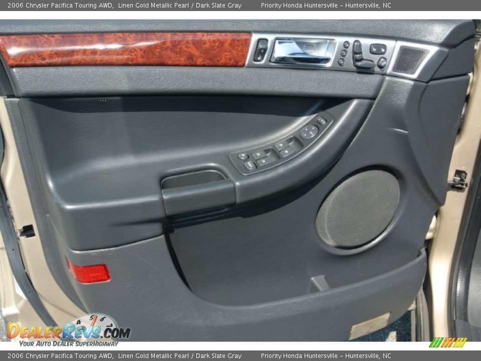 Door Panel of 2006 Chrysler Pacifica Touring AWD Photo #9