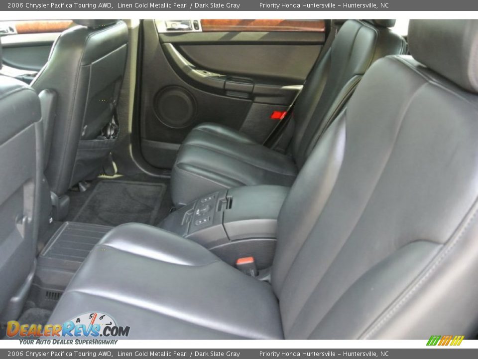 2006 Chrysler Pacifica Touring AWD Linen Gold Metallic Pearl / Dark Slate Gray Photo #19