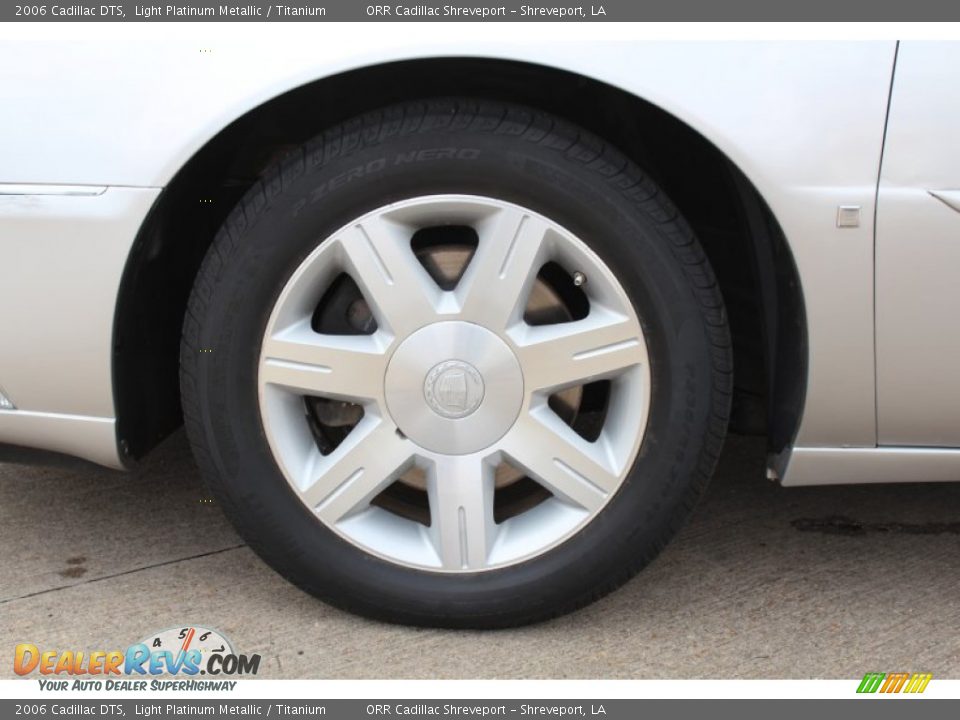 2006 Cadillac DTS  Wheel Photo #10