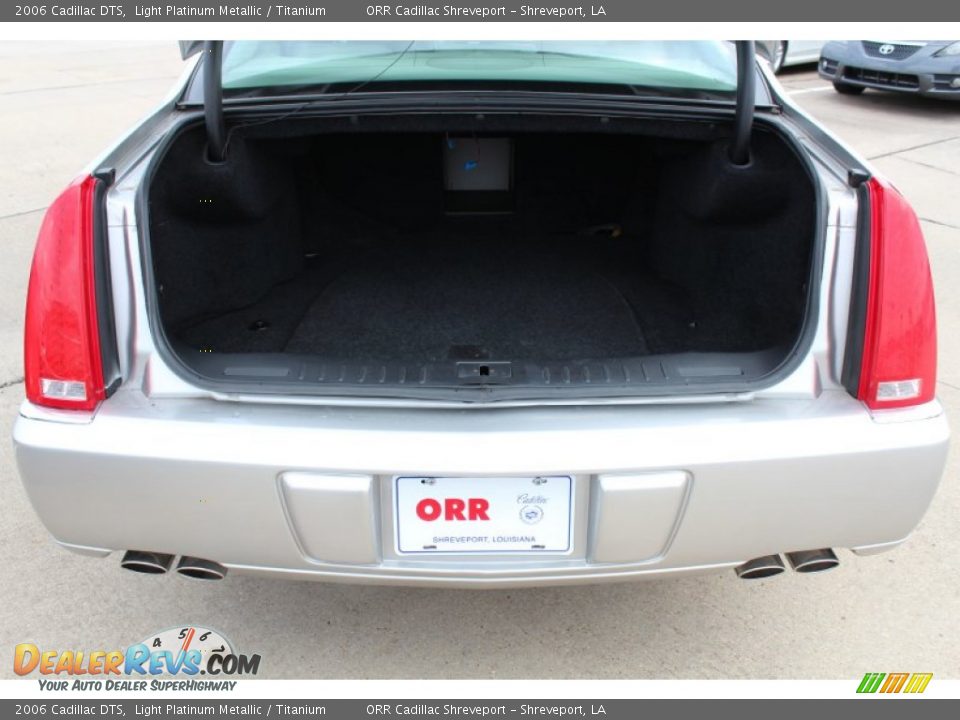 2006 Cadillac DTS Light Platinum Metallic / Titanium Photo #19