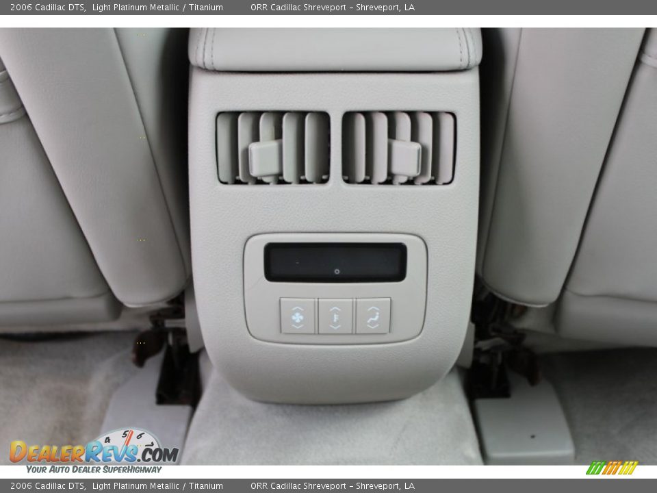 2006 Cadillac DTS Light Platinum Metallic / Titanium Photo #22