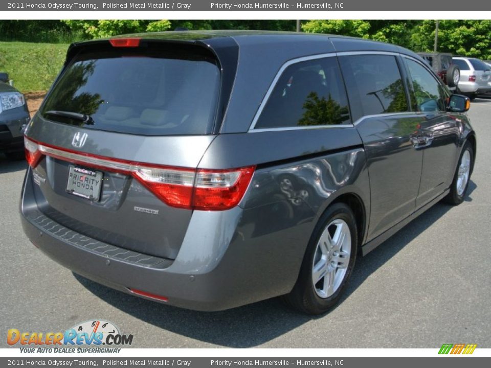 2011 Honda Odyssey Touring Polished Metal Metallic / Gray Photo #5
