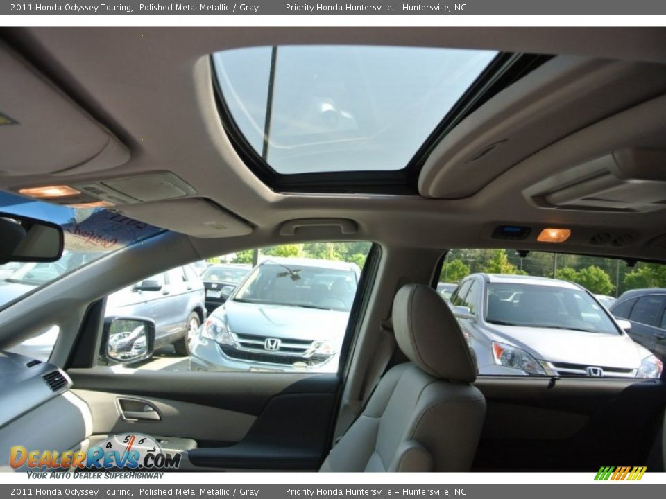 2011 Honda Odyssey Touring Polished Metal Metallic / Gray Photo #12